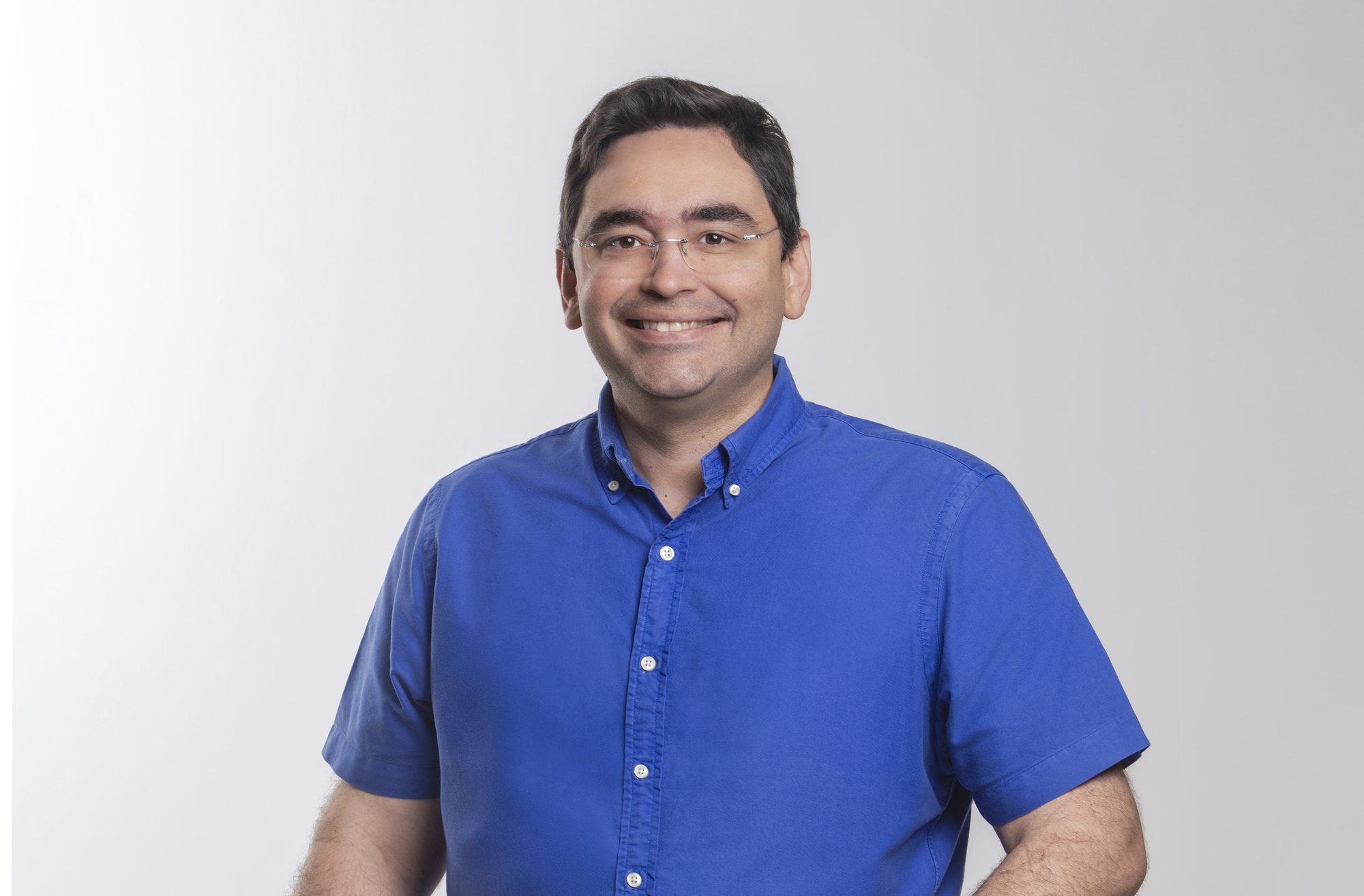 Retrato oficial de Adjuto Dias