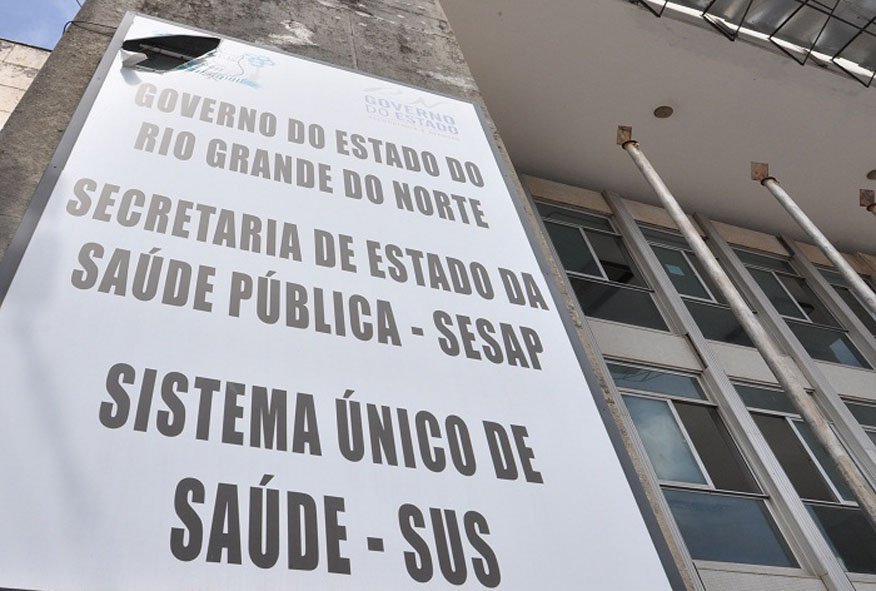 Foto da notícia: Adjuto Dias solicita que Sesap envie demonstrativo de abastecimento de insumos nos Hospitais Regionais do RN