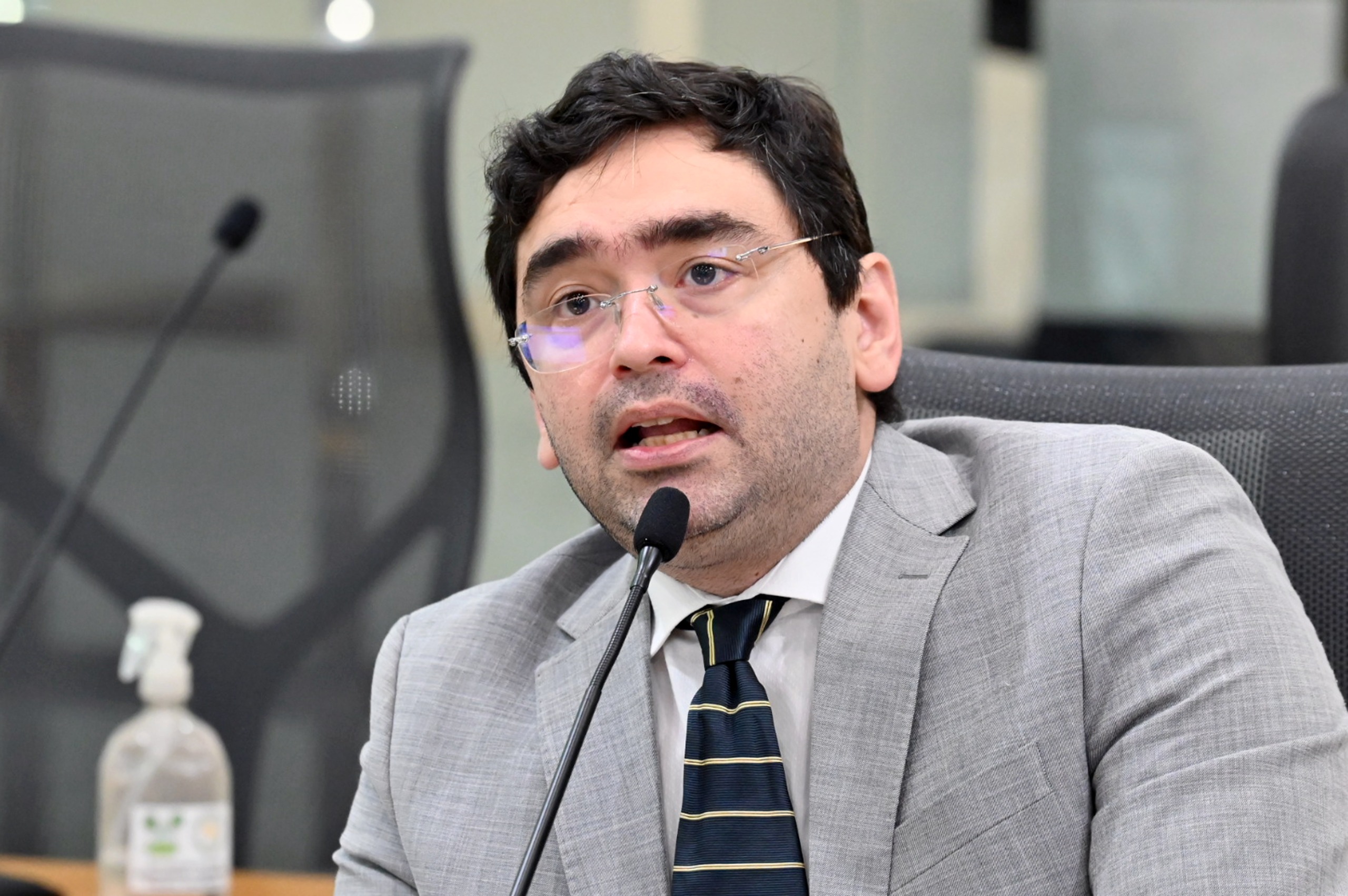 Imagem relacionada a: Adjuto Dias cobra convocação de concursados para Polícia Civil do RN