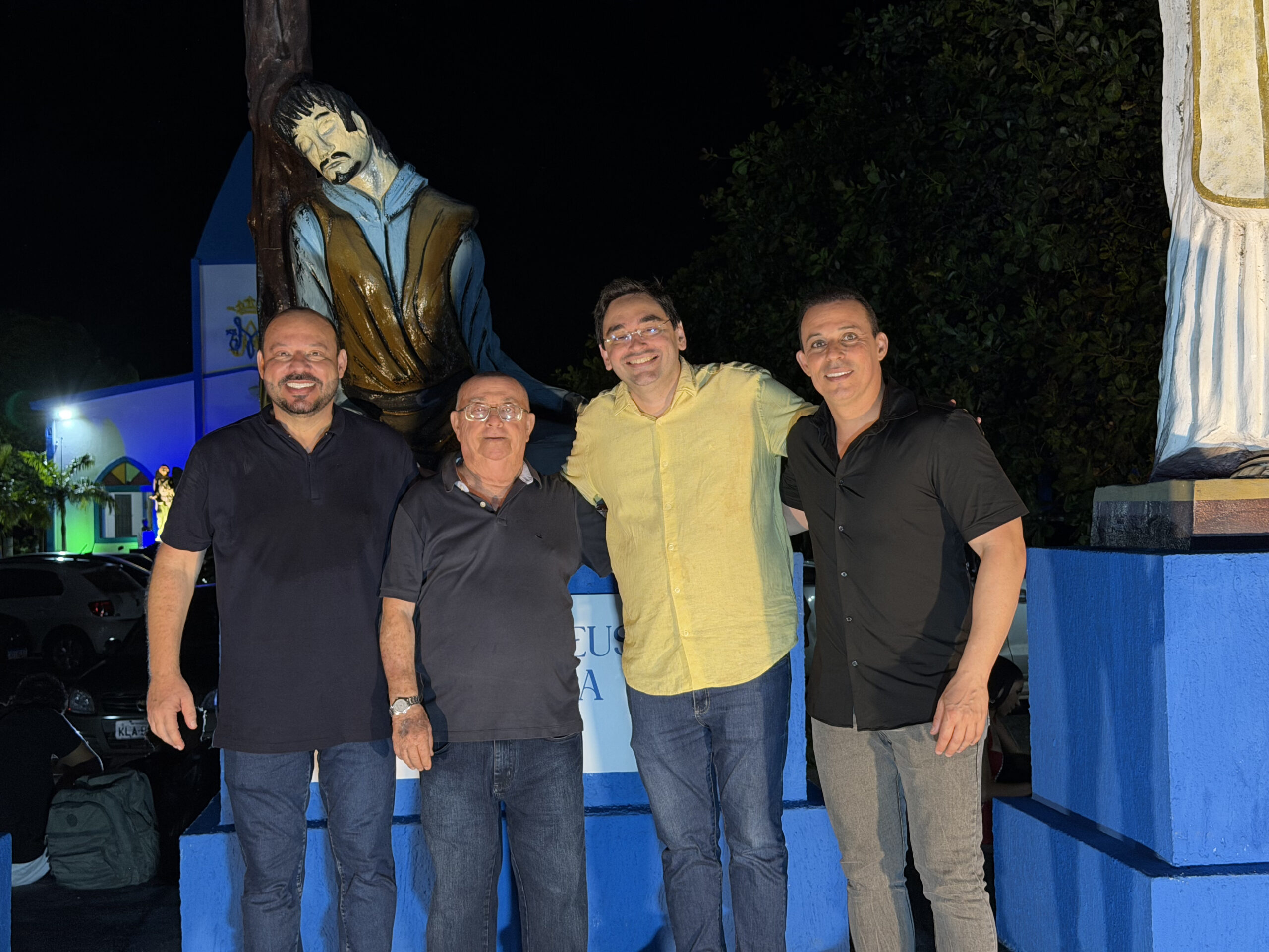 Foto da notícia: Adjuto Dias participa da Festa dos Mártires de Cunhaú e amplia apoios em Canguaretama com adesão do Ex Prefeito Wellinson Ribeiro