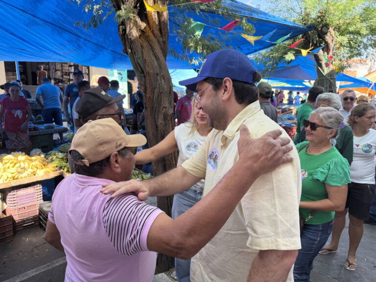 Foto da cobertura: Adjuto Dias fortalece apoio à reeleição em Alexandria com Aline Souza, Ex Prefeito José Bernardino, Berguinho e lideranças locais
