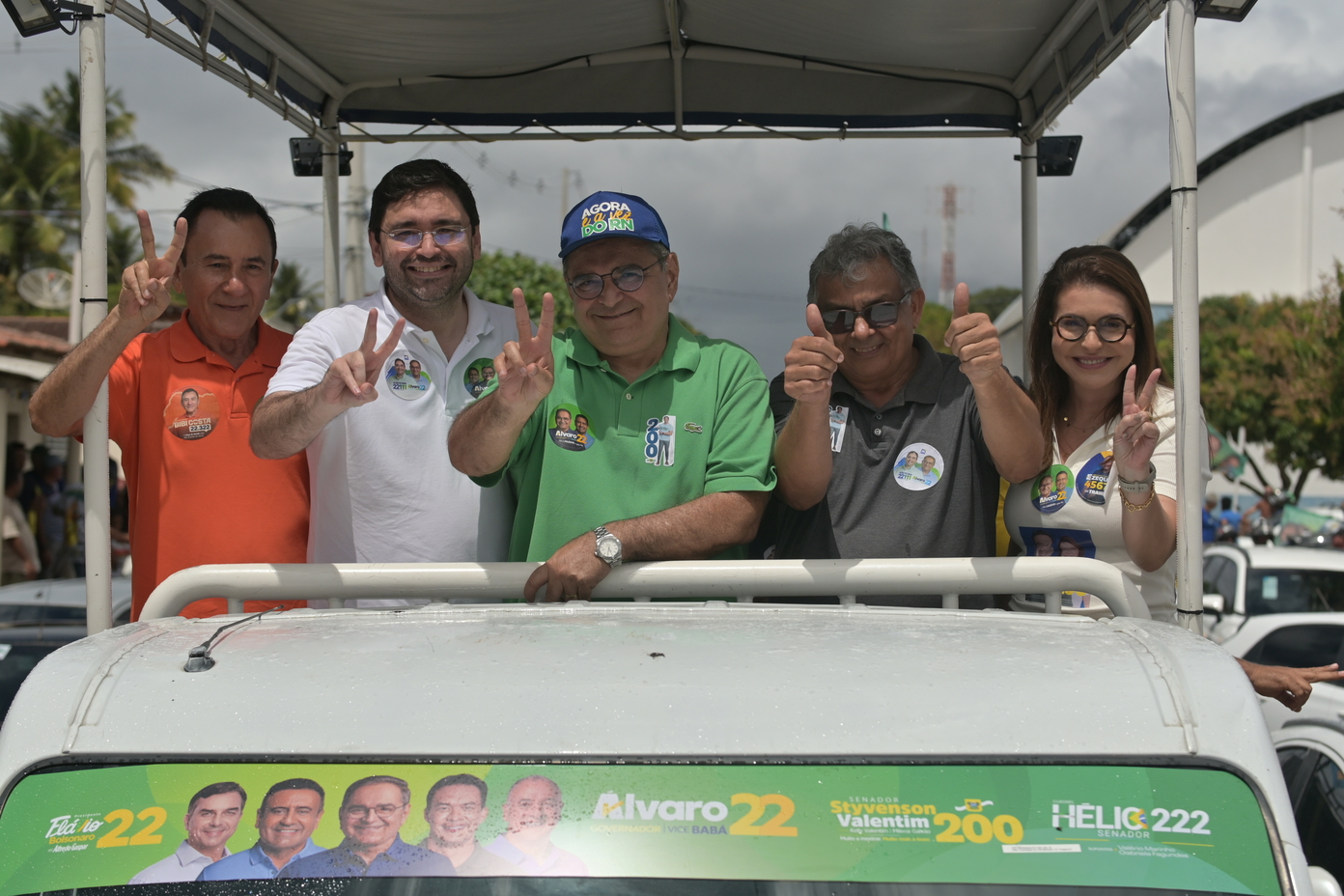 Foto da notícia: Adjuto Dias reforça parceria com Lagoa Nova ao lado do Prefeito Iranildo Aciole, Álvaro Dias e lideranças do município