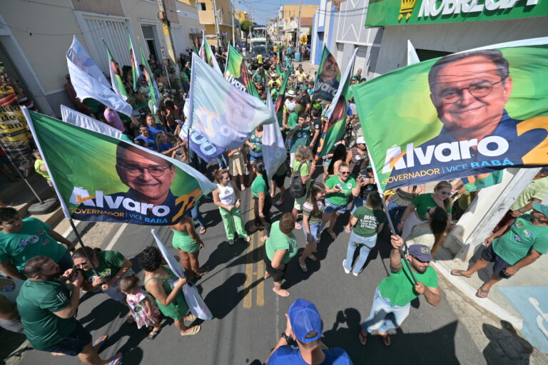 Foto da cobertura: Adjuto Dias fortalece parceria com Ouro Branco ao lado do Prefeito Amariudo, do Vice Dr. Araújo e do Ex-Prefeito Samuel