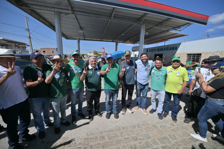 Foto da cobertura: Adjuto Dias fortalece parceria com Ouro Branco ao lado do Prefeito Amariudo, do Vice Dr. Araújo e do Ex-Prefeito Samuel