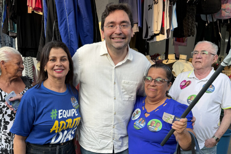 Foto da cobertura: Adjuto Dias participa da Onda 22 no Nova Natal ao lado do Prefeito Paulinho Freire, da Vice-Prefeita Joanna Guerra, de vereadores e lideranças comunitárias