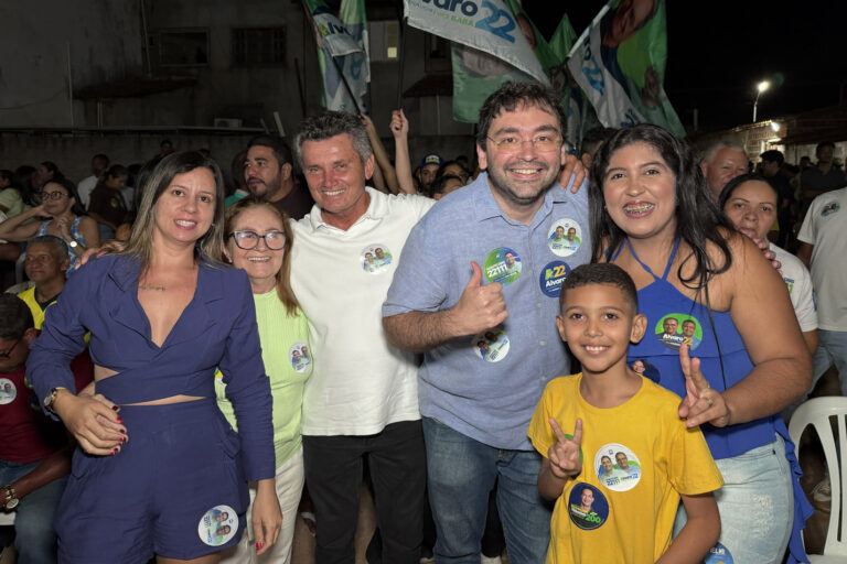 Foto da cobertura: Adjuto Dias participa de encontro político em Ipanguaçu ao lado do prefeito Jefferson Santos, do senador Rogério Marinho e do presidente da Câmara Josimar Lopes