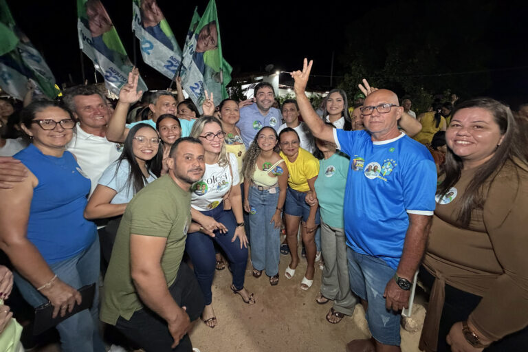 Foto da cobertura: Adjuto Dias participa de encontro político em Ipanguaçu ao lado do prefeito Jefferson Santos, do senador Rogério Marinho e do presidente da Câmara Josimar Lopes