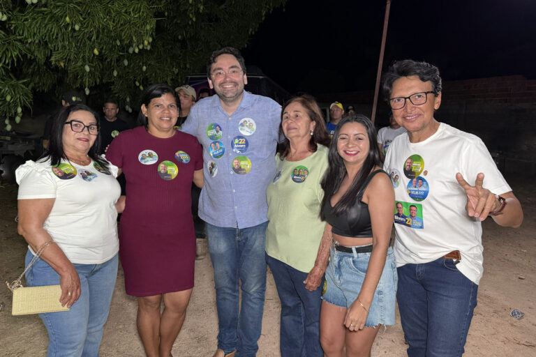 Foto da cobertura: Adjuto Dias participa de encontro político em Ipanguaçu ao lado do prefeito Jefferson Santos, do senador Rogério Marinho e do presidente da Câmara Josimar Lopes
