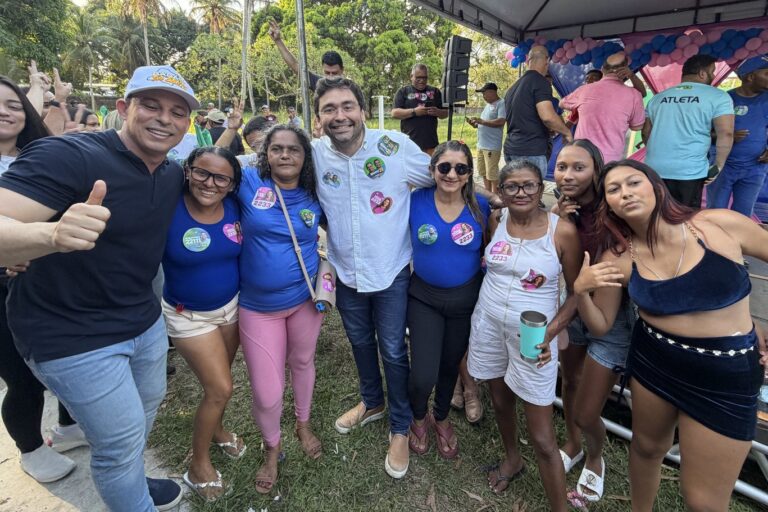 Foto da cobertura: Deputado Adjuto Dias participa de encontro político em Canguaretama ao lado dos ex prefeitos Wilsinho e Welisson e da candidata a deputada federal Nina Souza