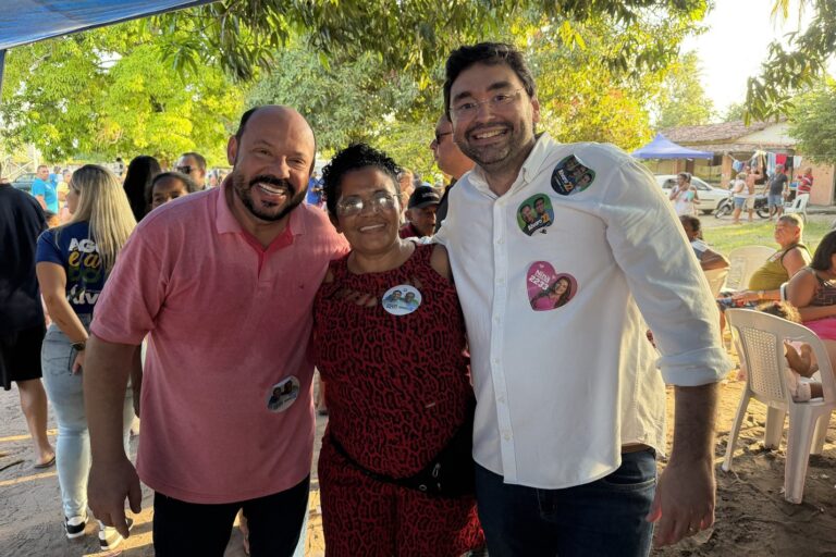 Foto da cobertura: Deputado Adjuto Dias participa de encontro político em Canguaretama ao lado dos ex prefeitos Wilsinho e Welisson e da candidata a deputada federal Nina Souza