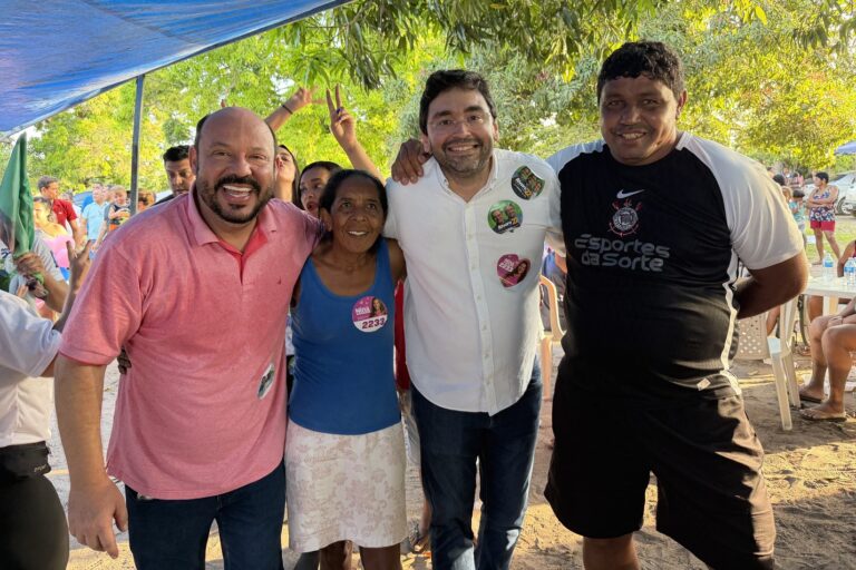 Foto da cobertura: Deputado Adjuto Dias participa de encontro político em Canguaretama ao lado dos ex prefeitos Wilsinho e Welisson e da candidata a deputada federal Nina Souza