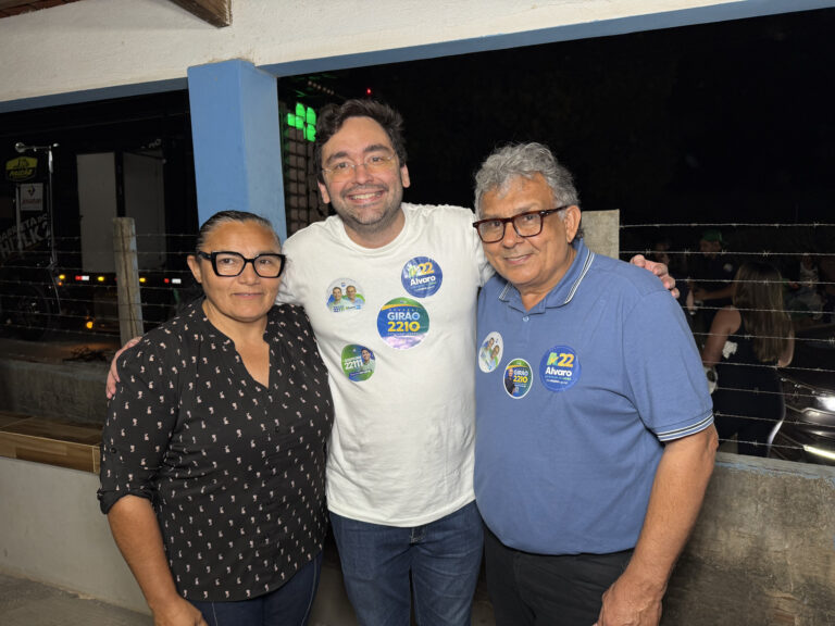 Foto da cobertura: Em Lagoa Nova, Adjuto Dias fortalece parceria com prefeito Iranildo e destaca ações pelo município