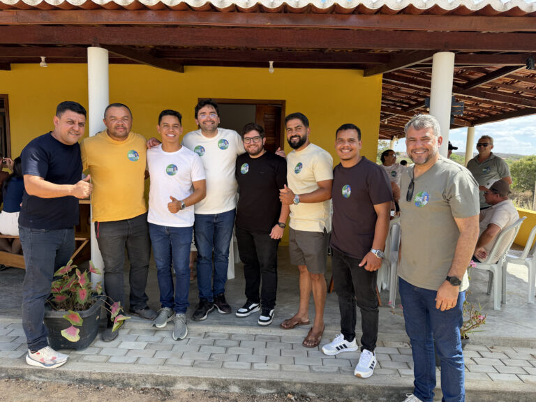 Foto da cobertura: Adjuto Dias se reúne com o Presidente da Câmara Cidinho e reforça compromisso com Coronel Ezequiel