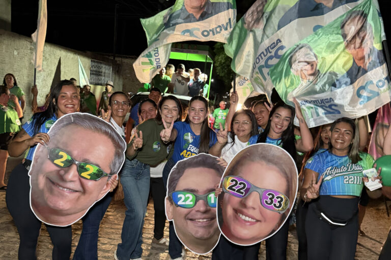 Foto da cobertura: Mobilização de Adjuto Dias em Caicó se transforma em passeata