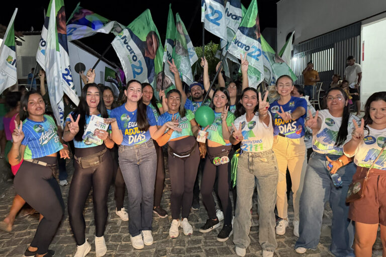 Foto da cobertura: Mobilização de Adjuto Dias em Caicó se transforma em passeata