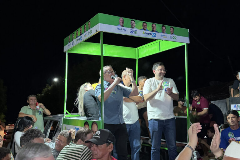 Foto da cobertura: Mobilização de Adjuto Dias em Caicó se transforma em passeata