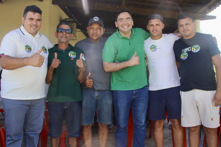 Foto da cobertura: Adjuto Dias é recebido pelo vereador Fabrício Bode em Jardim de Piranhas