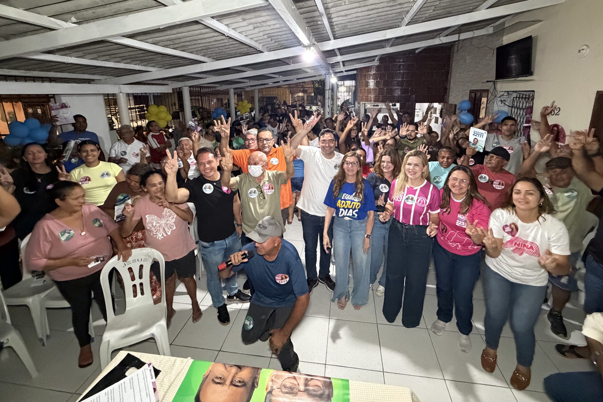 Foto da notícia: Adjuto Dias recebe apoio de lideranças e moradores durante encontro na Zona Oeste