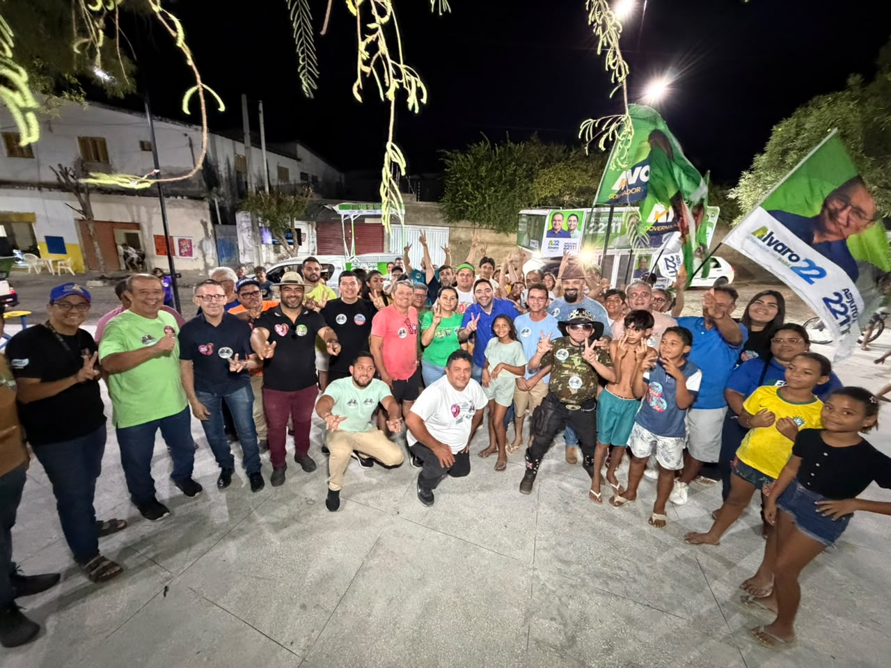 Foto da notícia: Em caminhada em Caicó, Adjuto Dias fortalece reeleição e campanha de Álvaro Dias ao Governo do Estado