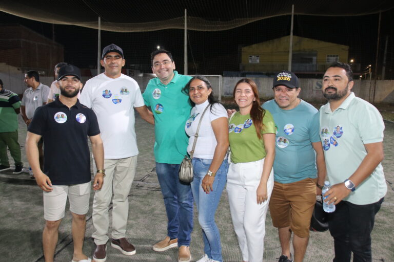 Foto da cobertura: Adjuto Dias se reúne com ex vereador Aluísio Feitosa em Mossoró