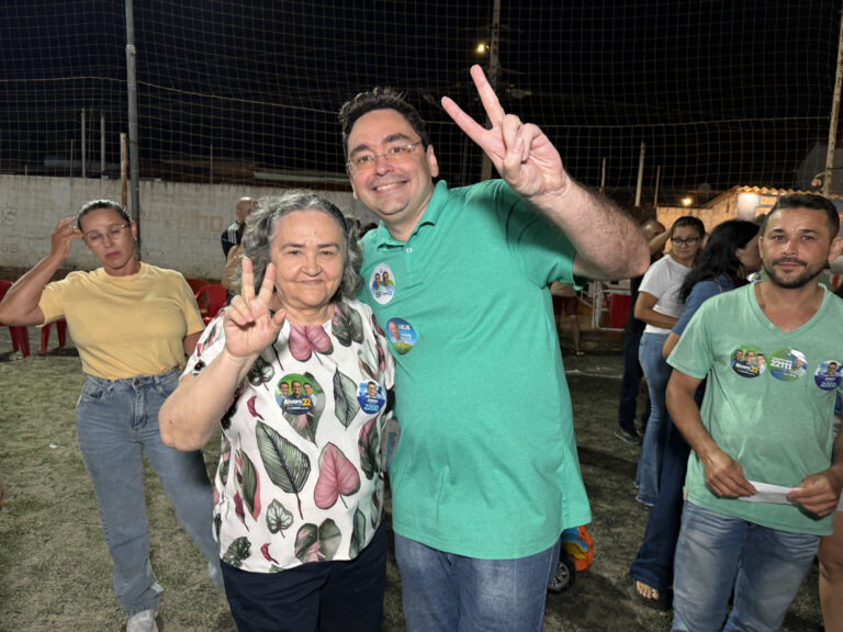 Foto da cobertura: Adjuto Dias se reúne com ex vereador Aluísio Feitosa em Mossoró