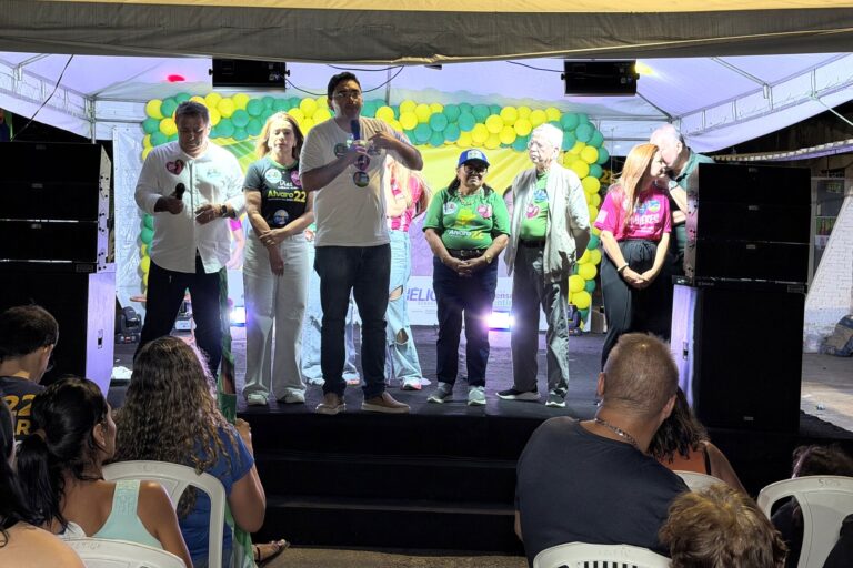 Foto da cobertura: Sônia do Nova Natal mobiliza Zona Norte em grande encontro com Adjuto Dias