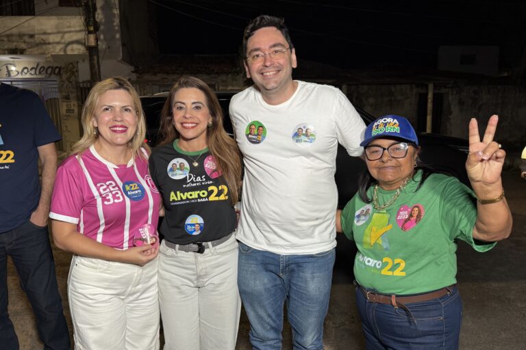 Foto da cobertura: Sônia do Nova Natal mobiliza Zona Norte em grande encontro com Adjuto Dias