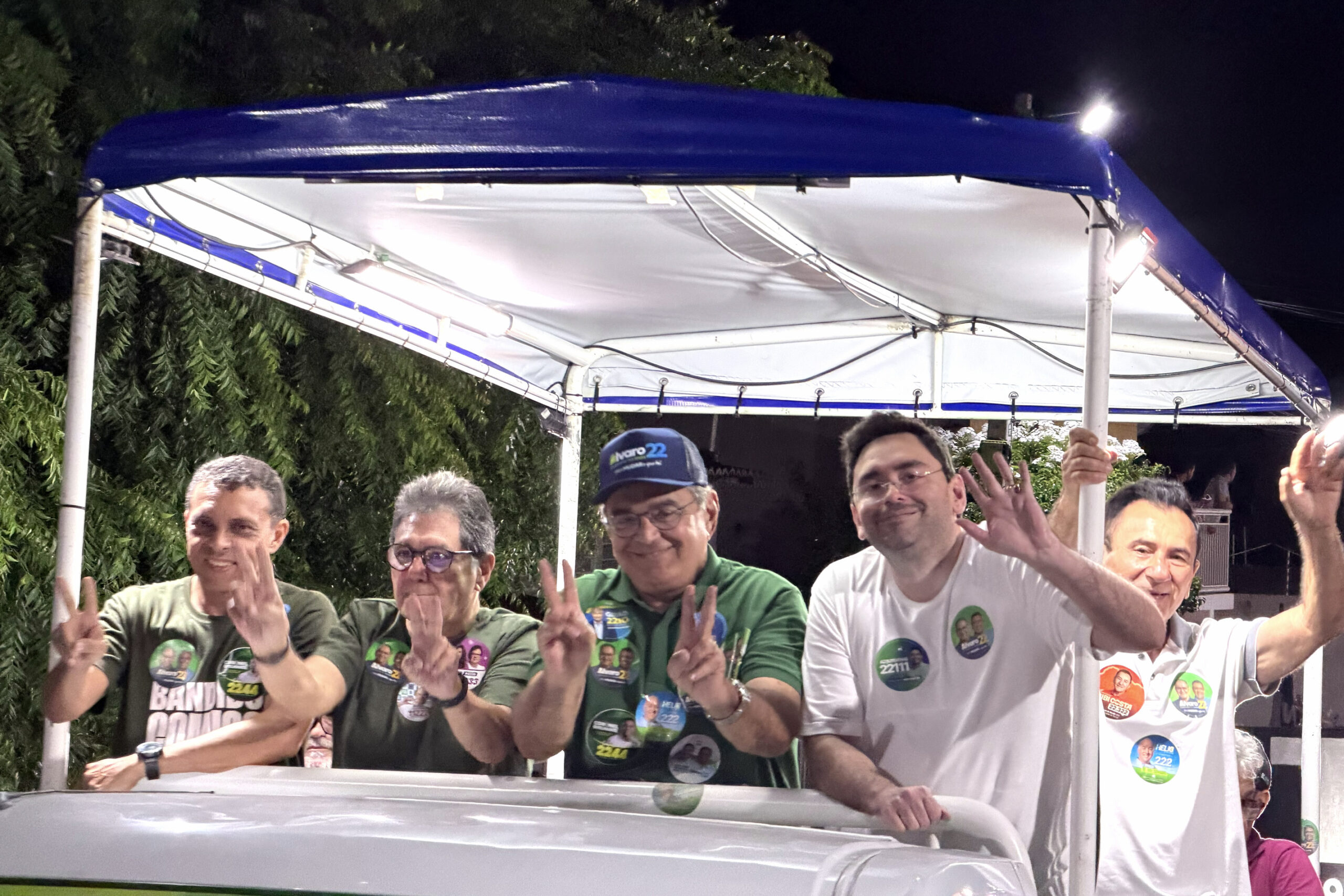 Foto da notícia: Adjuto Dias participa da Caravana 22 em Currais Novos ao lado de lideranças do Seridó