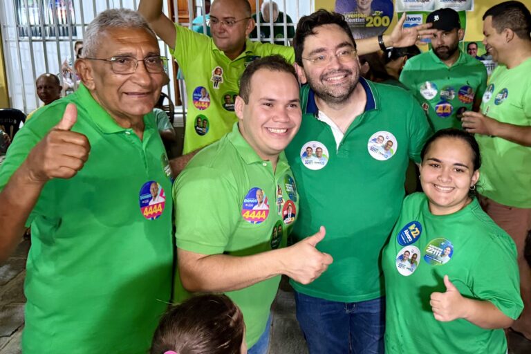 Foto da cobertura: Arrastão e comício em Ipueira reforçam apoio às candidaturas de Adjuto Dias e Álvaro Dias