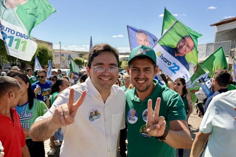 Foto da cobertura: Arrastão em Ouro Branco reúne lideranças e reforça apoio a Adjuto Dias e Álvaro Dias