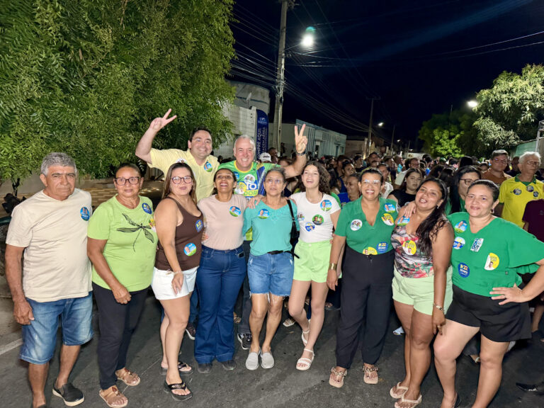 Foto da cobertura: Adjuto Dias participa de mobilização em Ipanguaçu ao lado do prefeito Jefferson Santos e lideranças