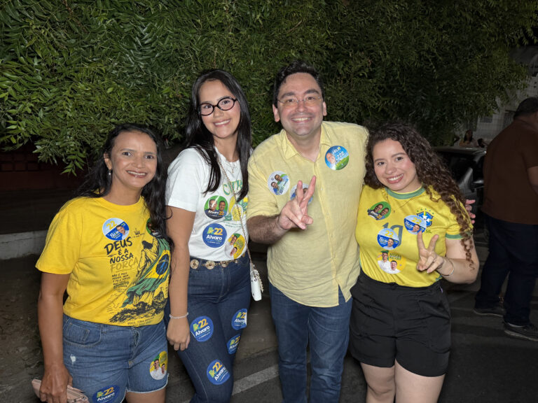 Foto da cobertura: Adjuto Dias participa de mobilização em Ipanguaçu ao lado do prefeito Jefferson Santos e lideranças